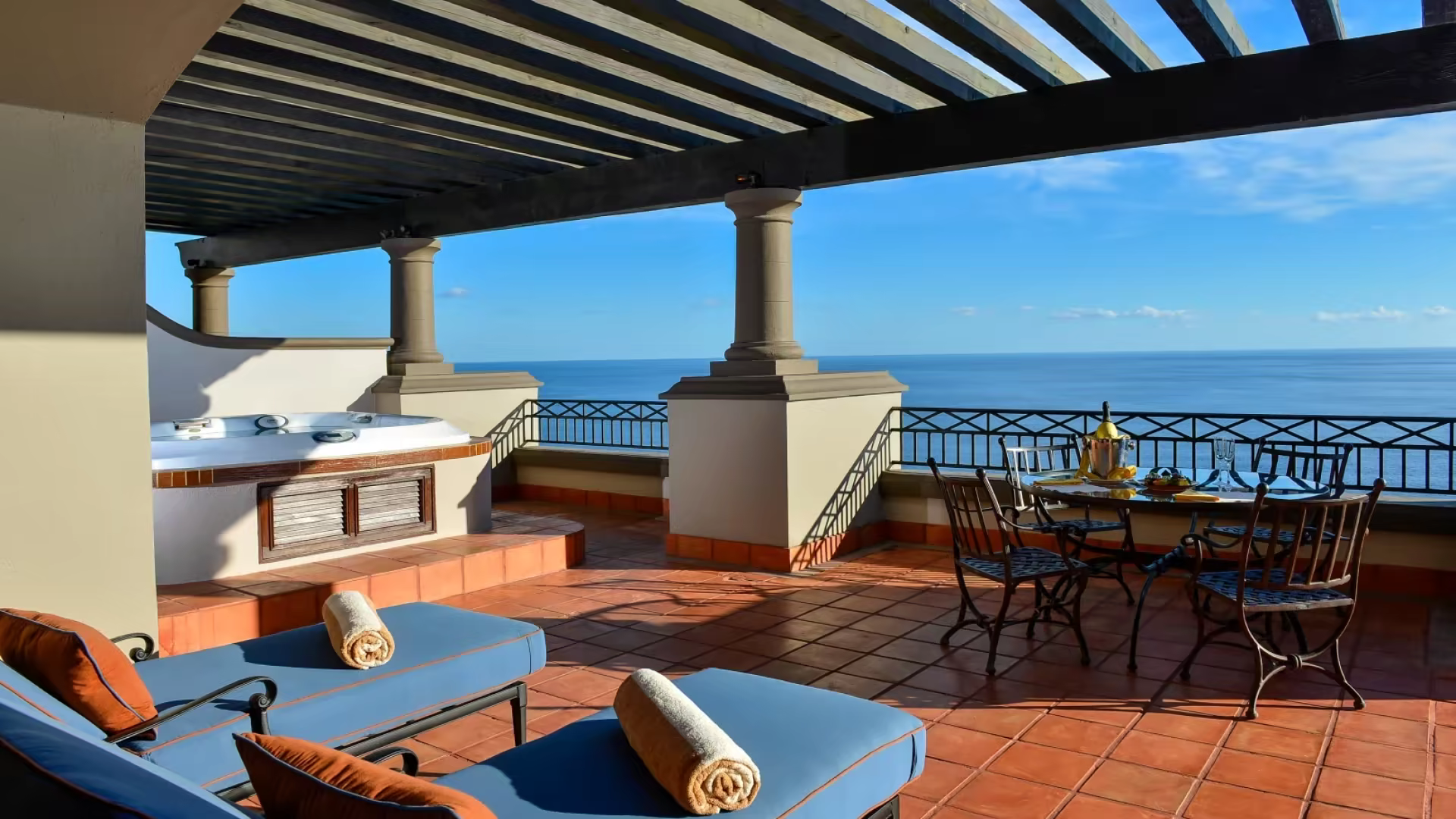 Super Executive Suite interior